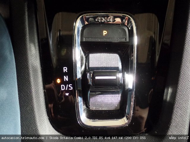 Skoda Octavia combi 2.0 TDI RS 4x4 147 kW (200 CV) DSG Diésel seminuevo de segunda mano 9