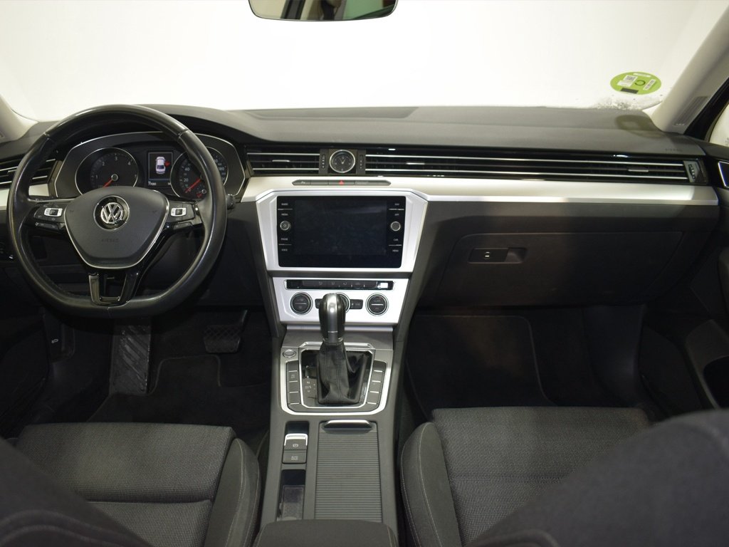 Volkswagen Passat 1.4 GTE TSI  e-POWER DSG 218CV (HÍBRIDO AUTOMÁTICO) Hibrido de ocasión 7