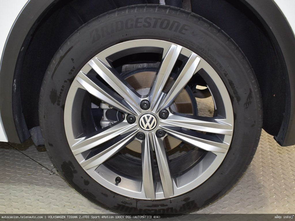 Volkswagen Tiguan 2.0TDI Sport 4Motion 190CV DSG (AUTOMÁTICO 4X4)  Diesel de segunda mano 10