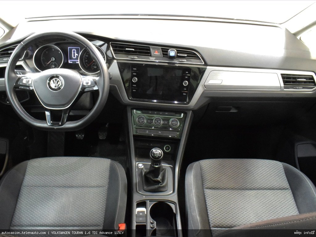 Volkswagen Touran 1.6 TDI Advance 115CV  Diesel seminuevo de ocasión 8